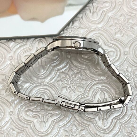 Pulsar by Seiko Classic Ladies Mother of Pearl Dial Watch - Picture 12 of 14